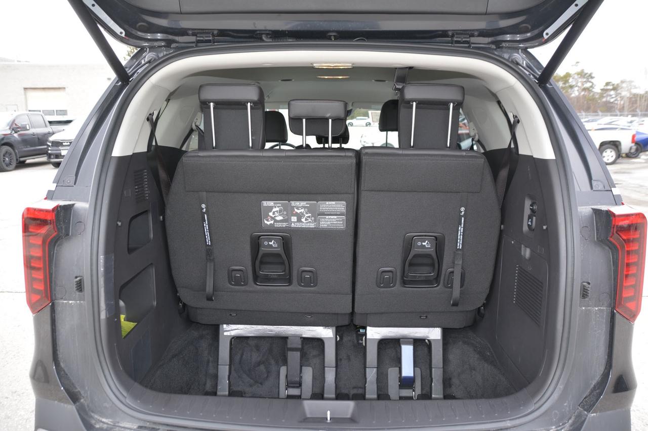 2026 Kia Carnival EX Photo