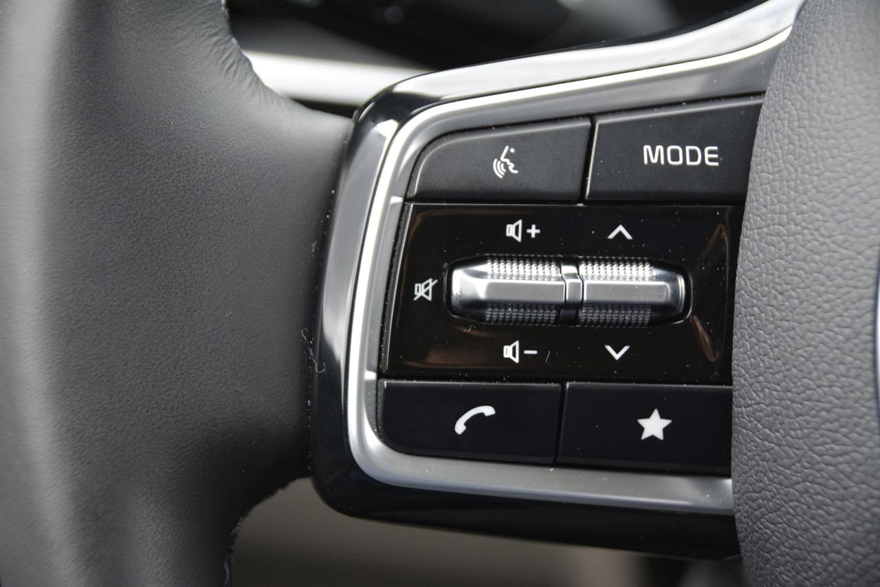 2026 Kia Carnival EX Photo