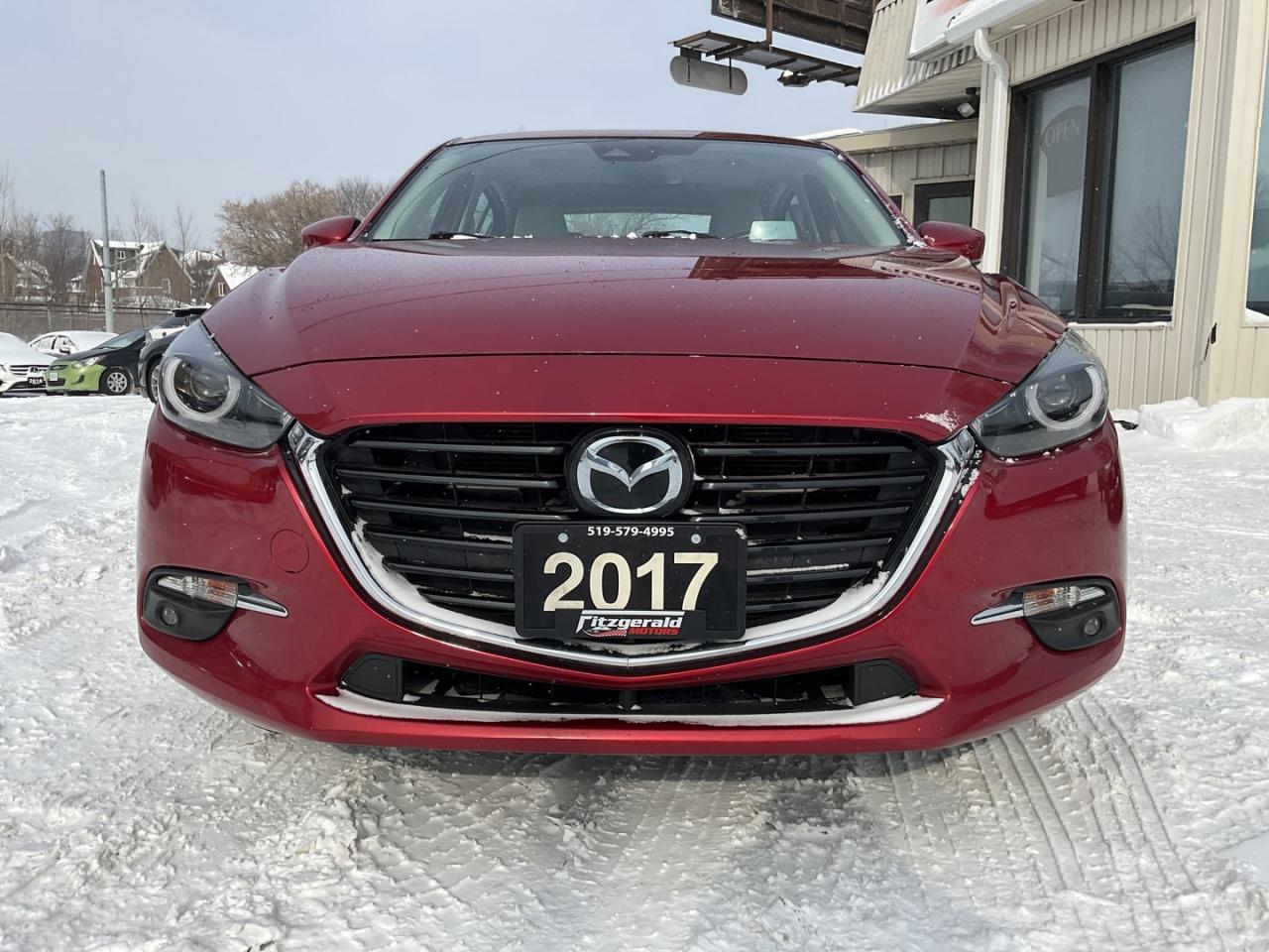 2017 Mazda MAZDA3 GT 5-Door - WHITE LEATHER! NAV! BACK-UP CAM! BSM! Photo