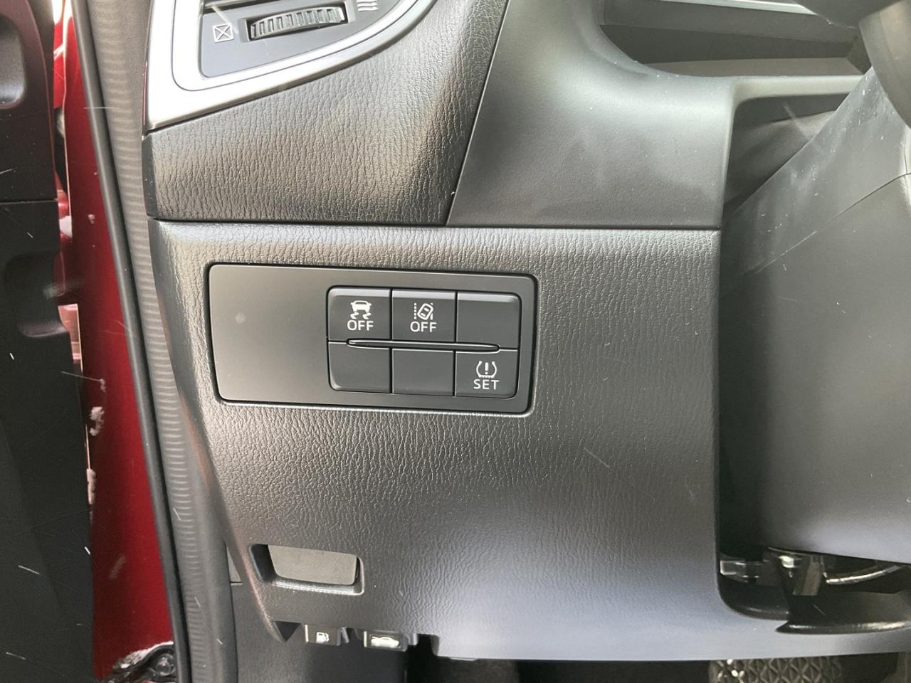 2017 Mazda MAZDA3 GT 5-Door - WHITE LEATHER! NAV! BACK-UP CAM! BSM! Photo