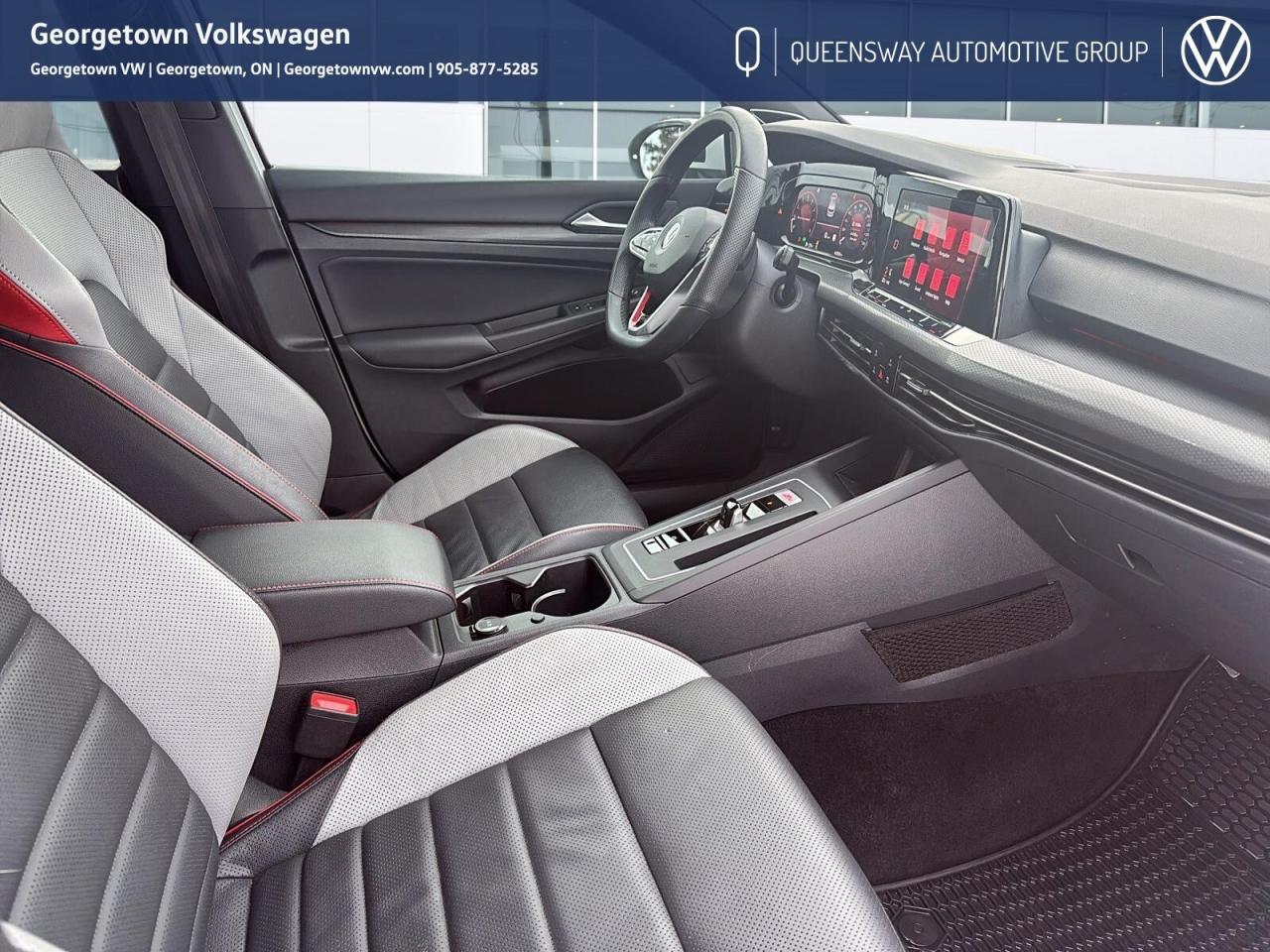 2022 Volkswagen Golf GTI Performance Photo