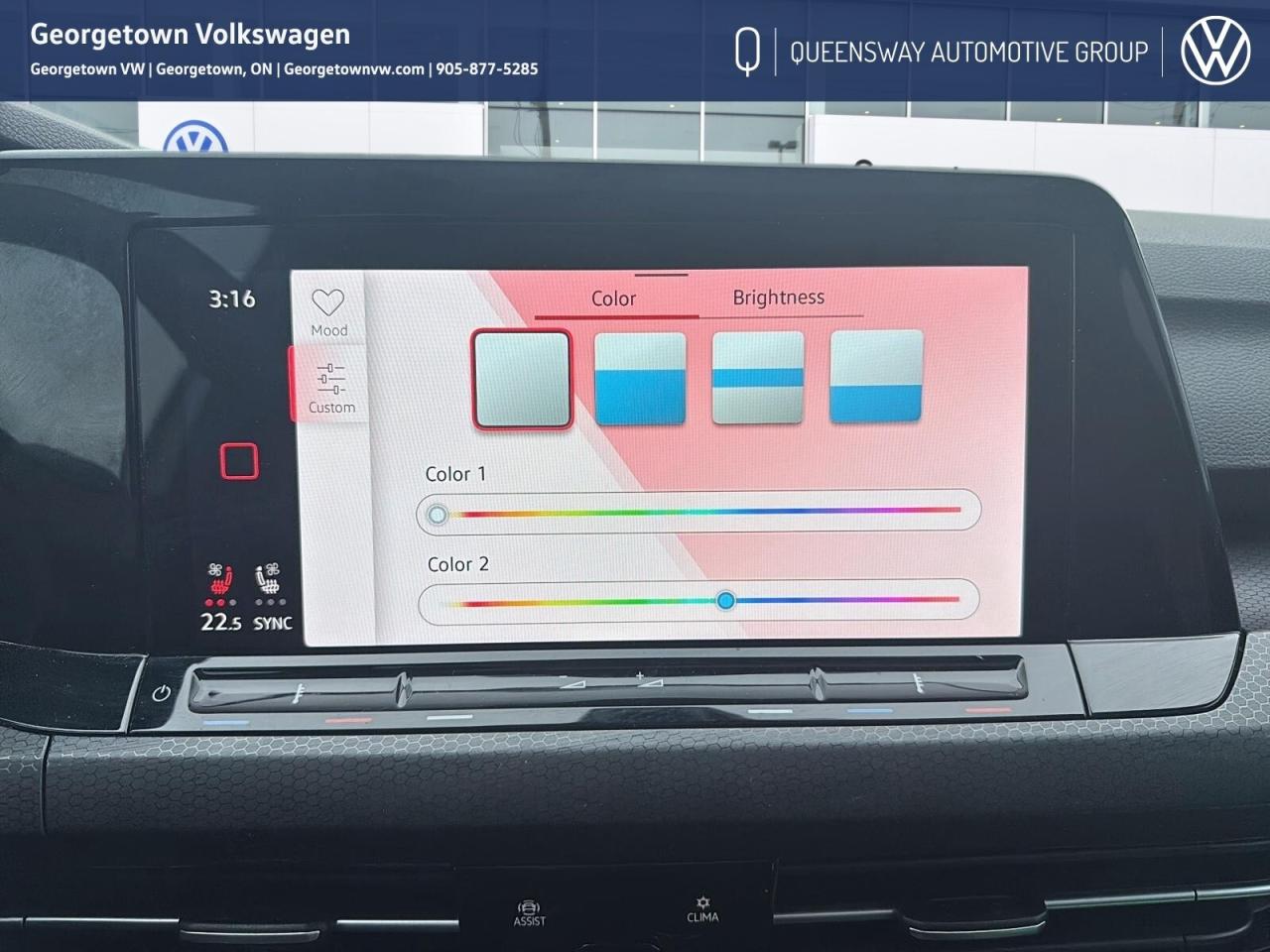 2022 Volkswagen Golf GTI Performance Photo