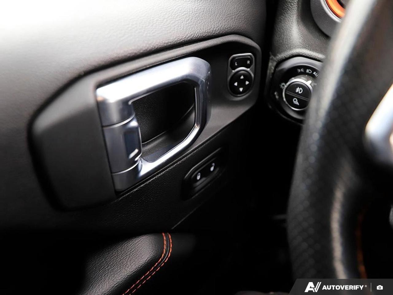 2023 Jeep Gladiator MojaveV6, ADAPTIVE CRUISE, LEATHER, NAVI, 4X4, FOX Photo