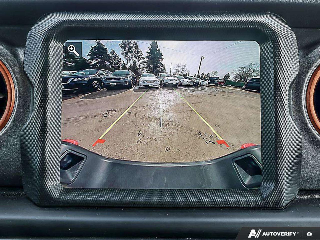 2023 Jeep Gladiator MojaveV6, ADAPTIVE CRUISE, LEATHER, NAVI, 4X4, FOX SUSPENSION Photo