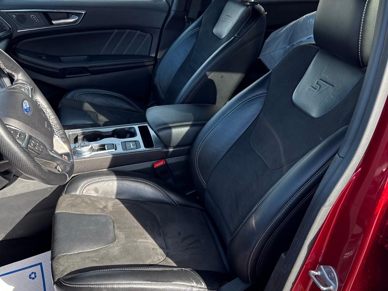 2022 Ford Edge ST   AWD   MOONROOF   NAV Photo