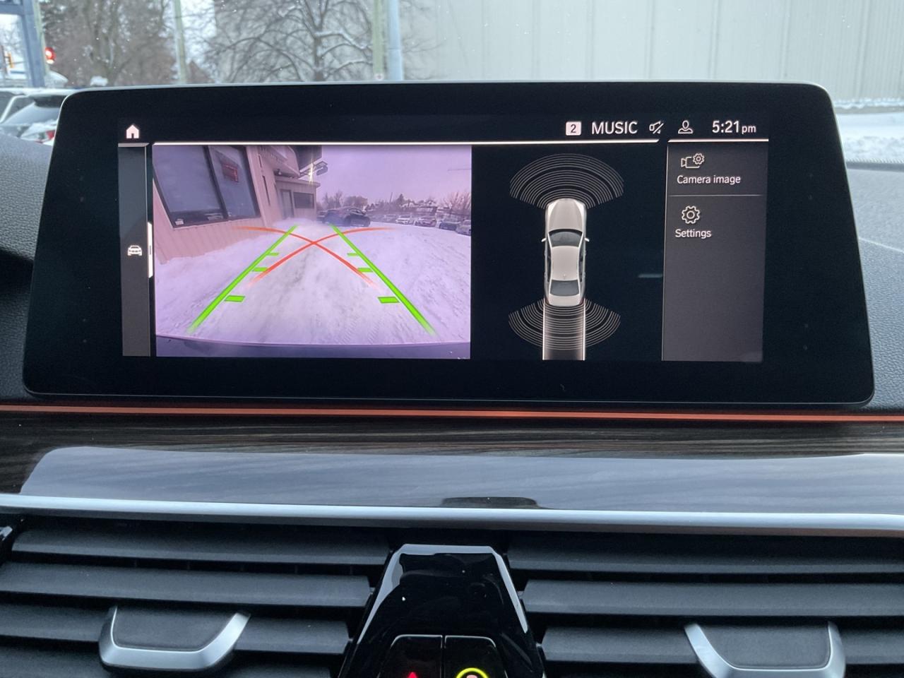 2020 BMW 5 Series 530i xDrive - SOFT CLOSE! NAV! BACK-UP CAM! BSM! Photo