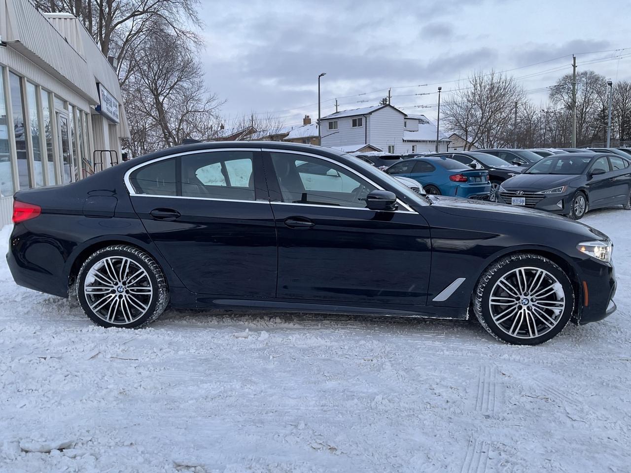 2020 BMW 5 Series 530i xDrive - SOFT CLOSE! NAV! BACK-UP CAM! BSM! Photo