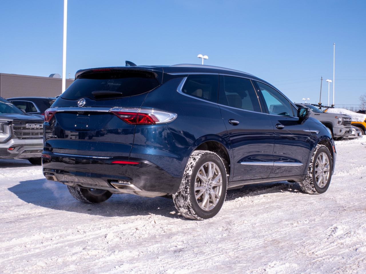 2023 Buick Enclave Premium - Rear Parking Aid   Aerial View Display Photo