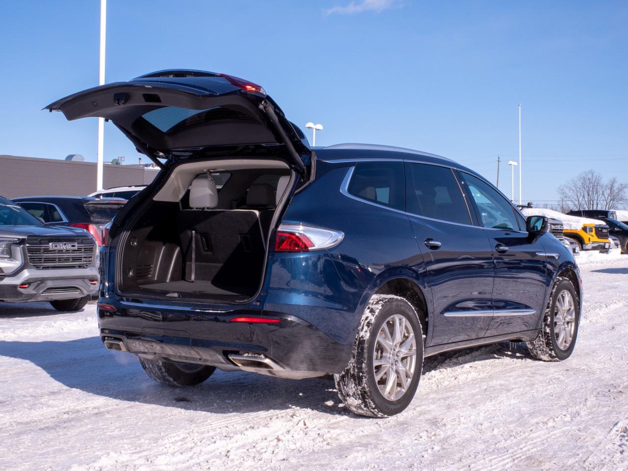 2023 Buick Enclave Premium - Rear Parking Aid   Aerial View Display Photo