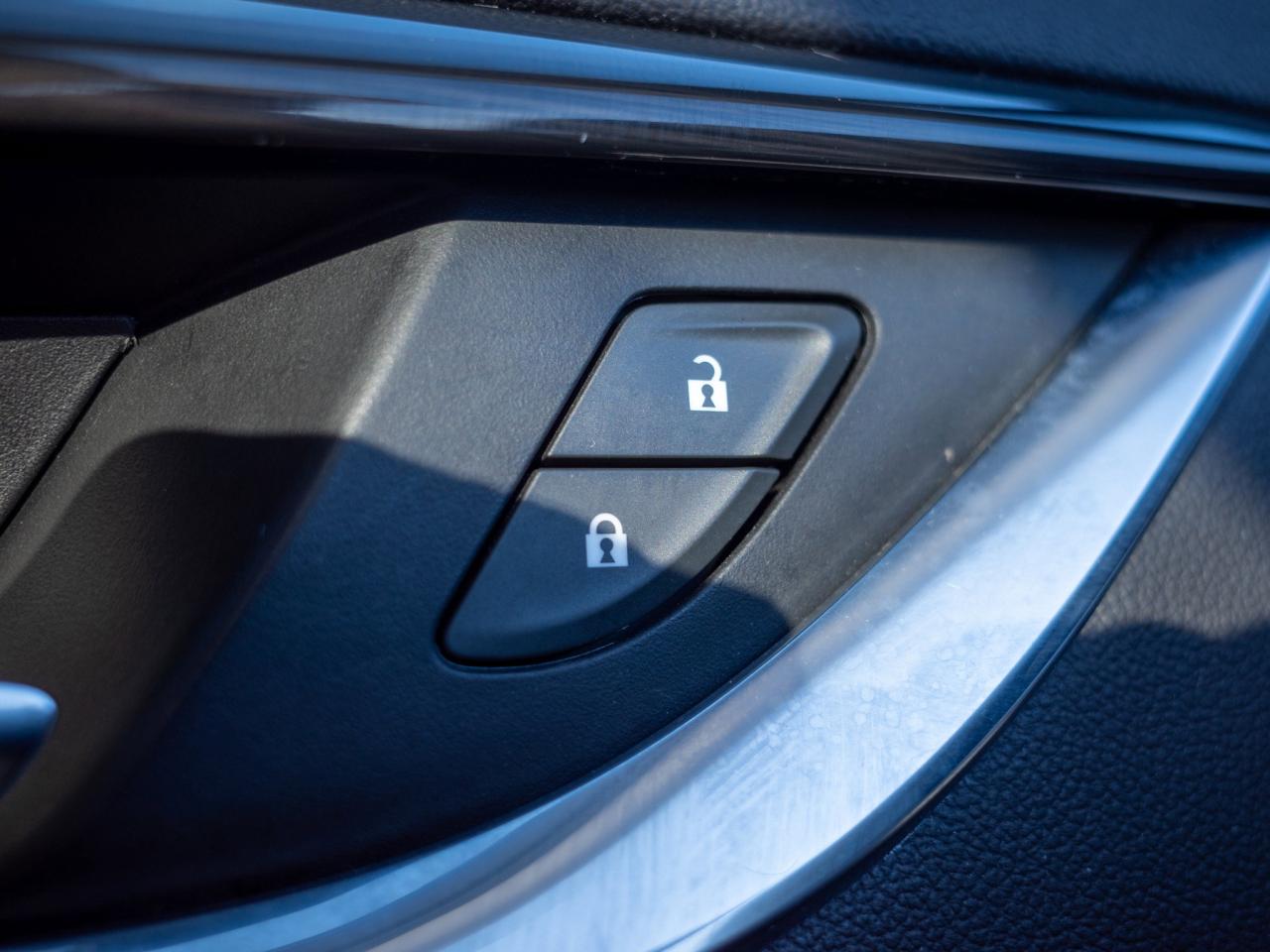 2023 Buick Enclave Premium - Rear Parking Aid   Aerial View Display Photo