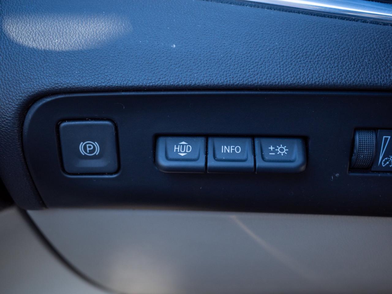 2023 Buick Enclave Premium - Rear Parking Aid   Aerial View Display Photo