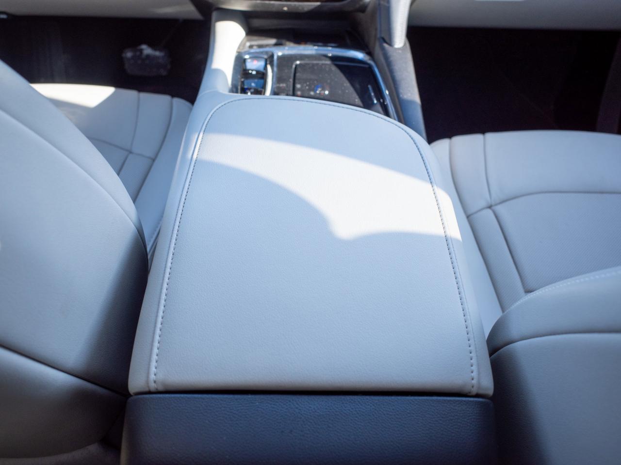 2023 Buick Enclave Premium - Rear Parking Aid   Aerial View Display Photo