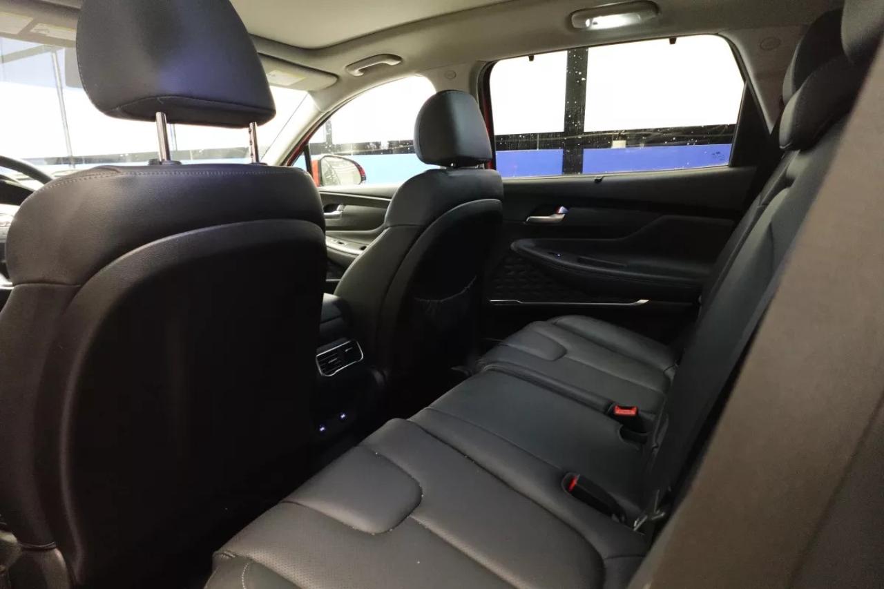 2023 Hyundai Santa Fe PREFERRED   HEATED SEATS   HEATED WHEEL   APPLE CA Photo
