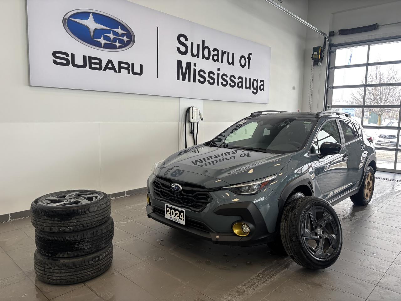 2024 Subaru Crosstrek ONYX  2 SETS OF TIRES/RIMS   CLEAN CARFAX  SUNROOF Photo