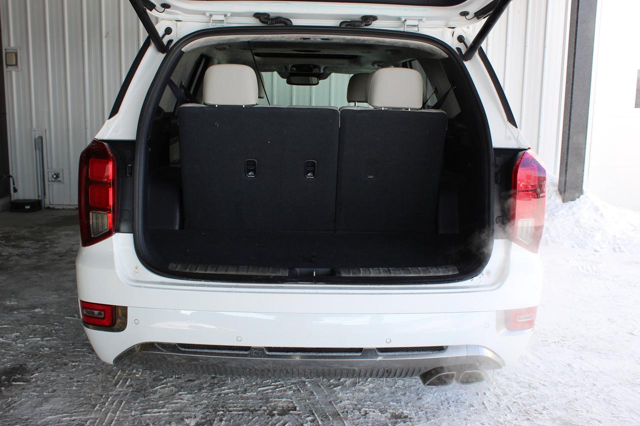 2022 Hyundai PALISADE Ultimate Calligraphy 7-Passenger AWD Calligraphy Photo