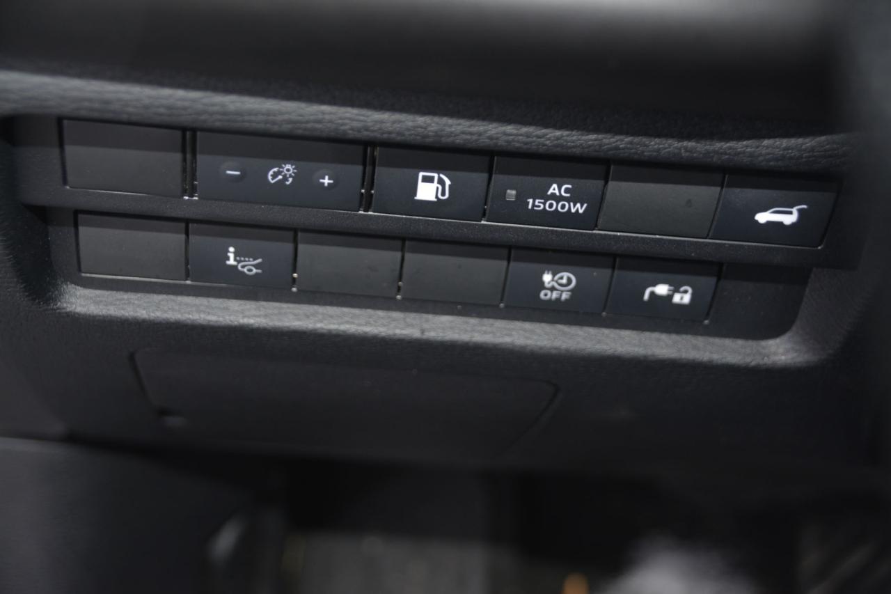 2024 Mitsubishi Outlander SEL Photo