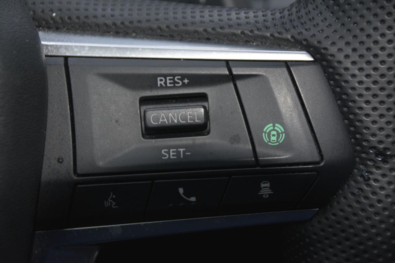 2024 Mitsubishi Outlander SEL Photo