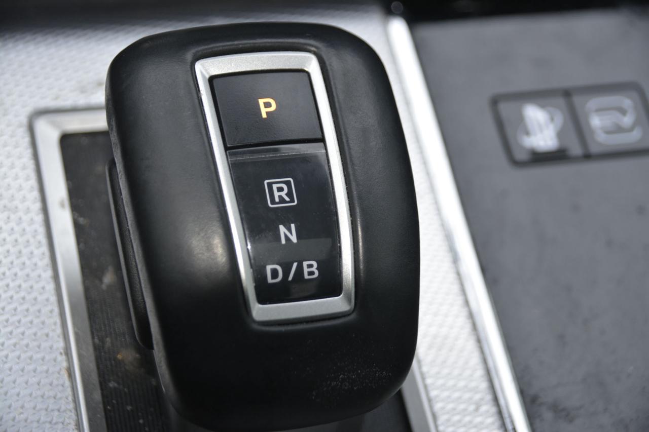 2024 Mitsubishi Outlander SEL Photo