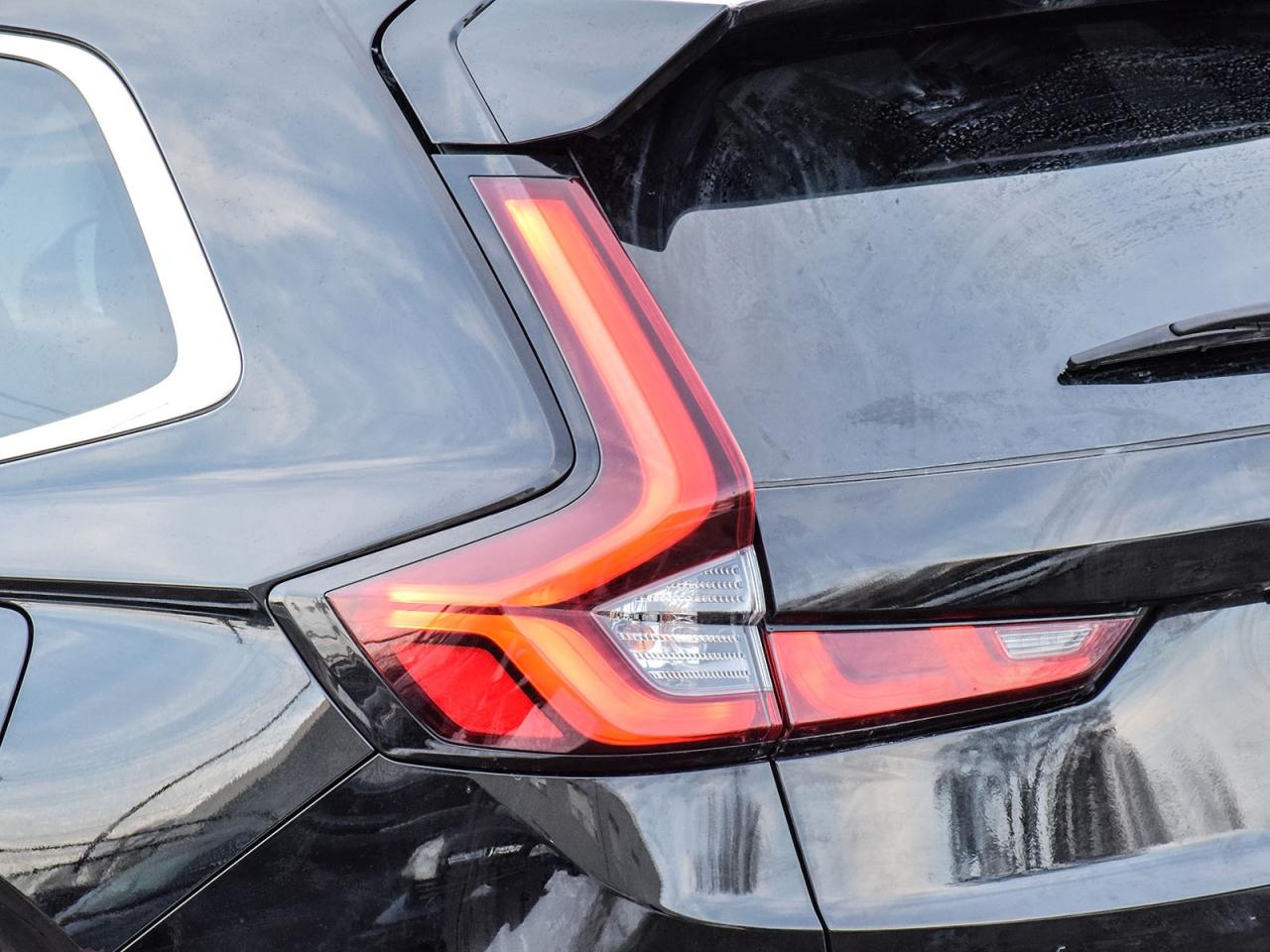 2025 Honda CR-V Hybrid Touring Photo