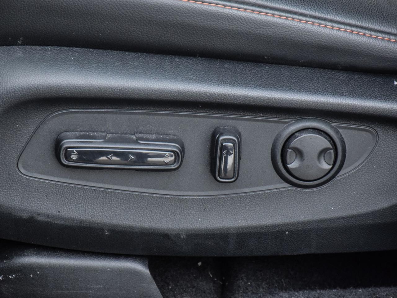 2025 Honda CR-V Hybrid Touring Photo