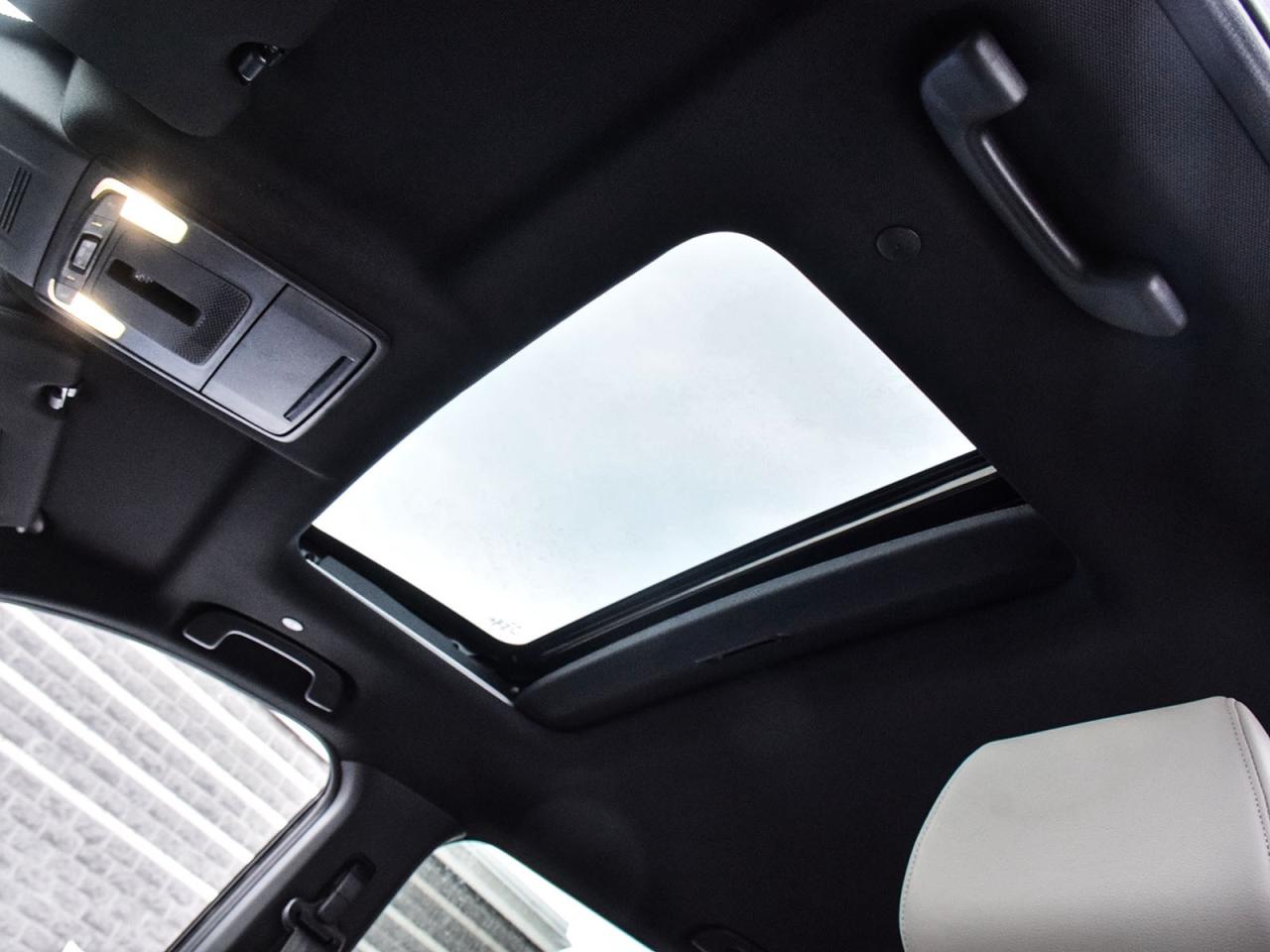 2025 Honda CR-V Hybrid Touring Photo