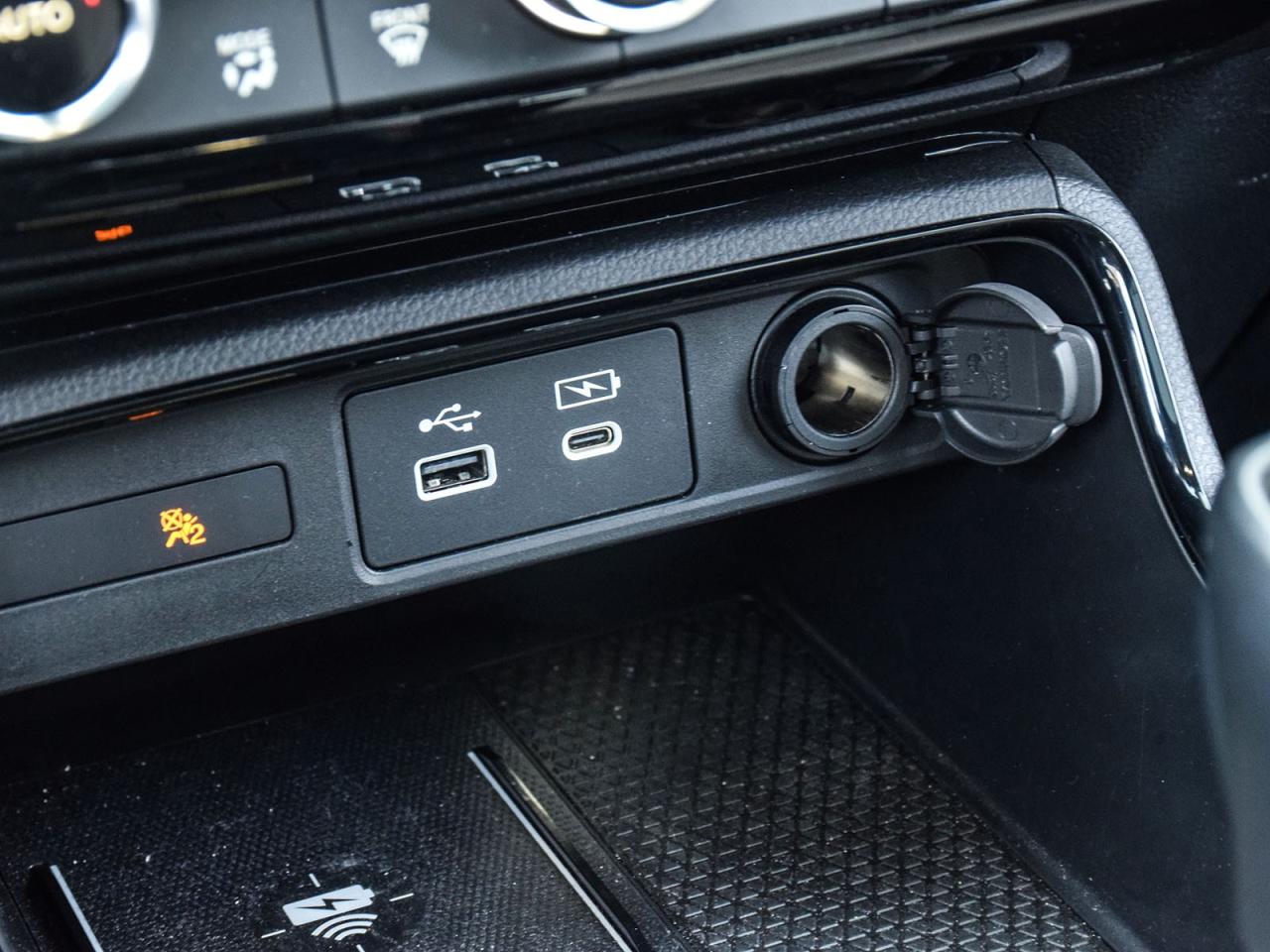 2025 Honda CR-V Hybrid Touring Photo