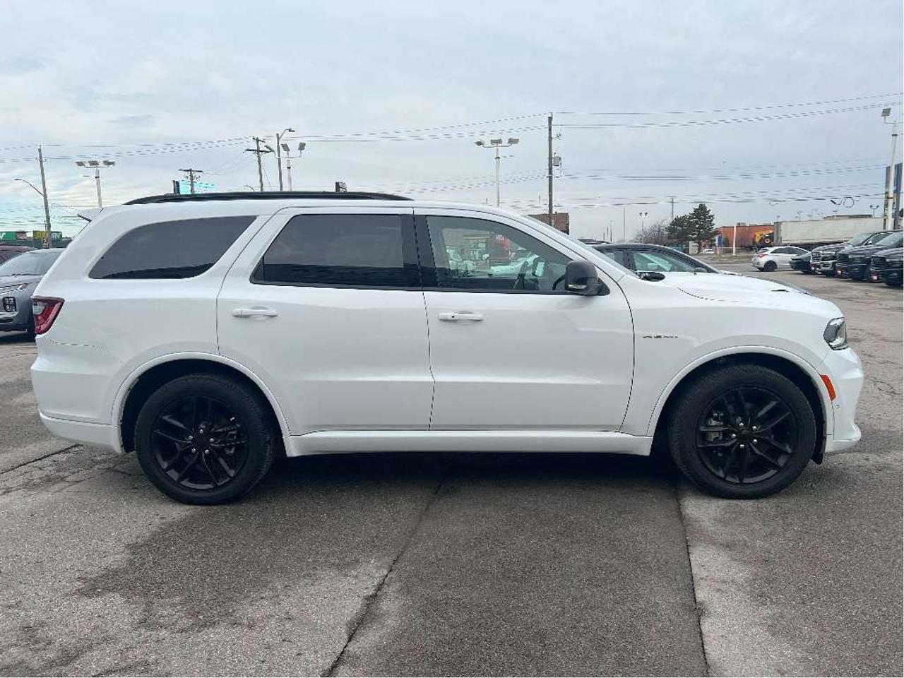 2025 Dodge Durango R-T AWD 5.7L HEMI V8 *SUNROOF *NAVI *LEATHER Photo4