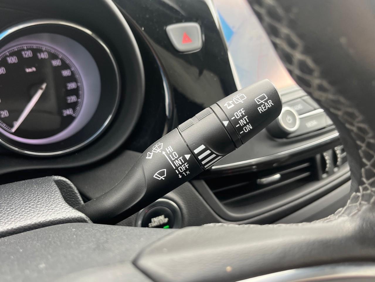 2019 Buick Envision ESSENCE LOCAL TRADE Photo