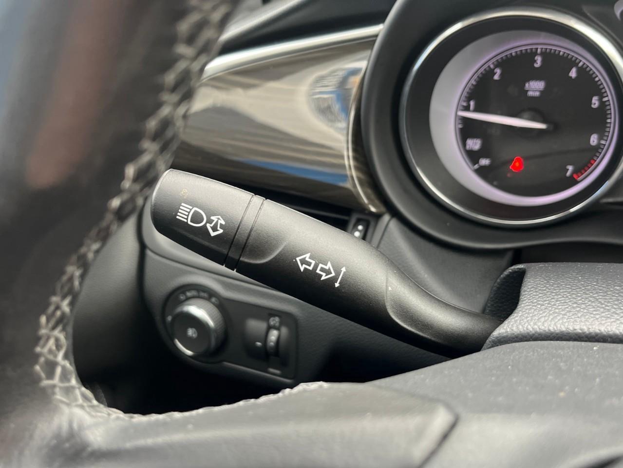 2019 Buick Envision ESSENCE LOCAL TRADE Photo