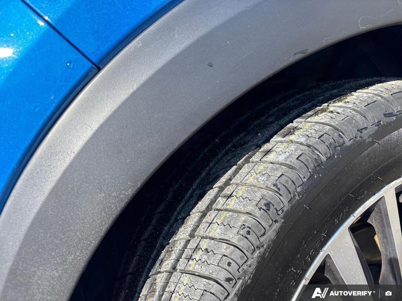 2024 Nissan Kicks SV   CLEAN CARFAX   REMOTE START   HEATED SEATS Photo