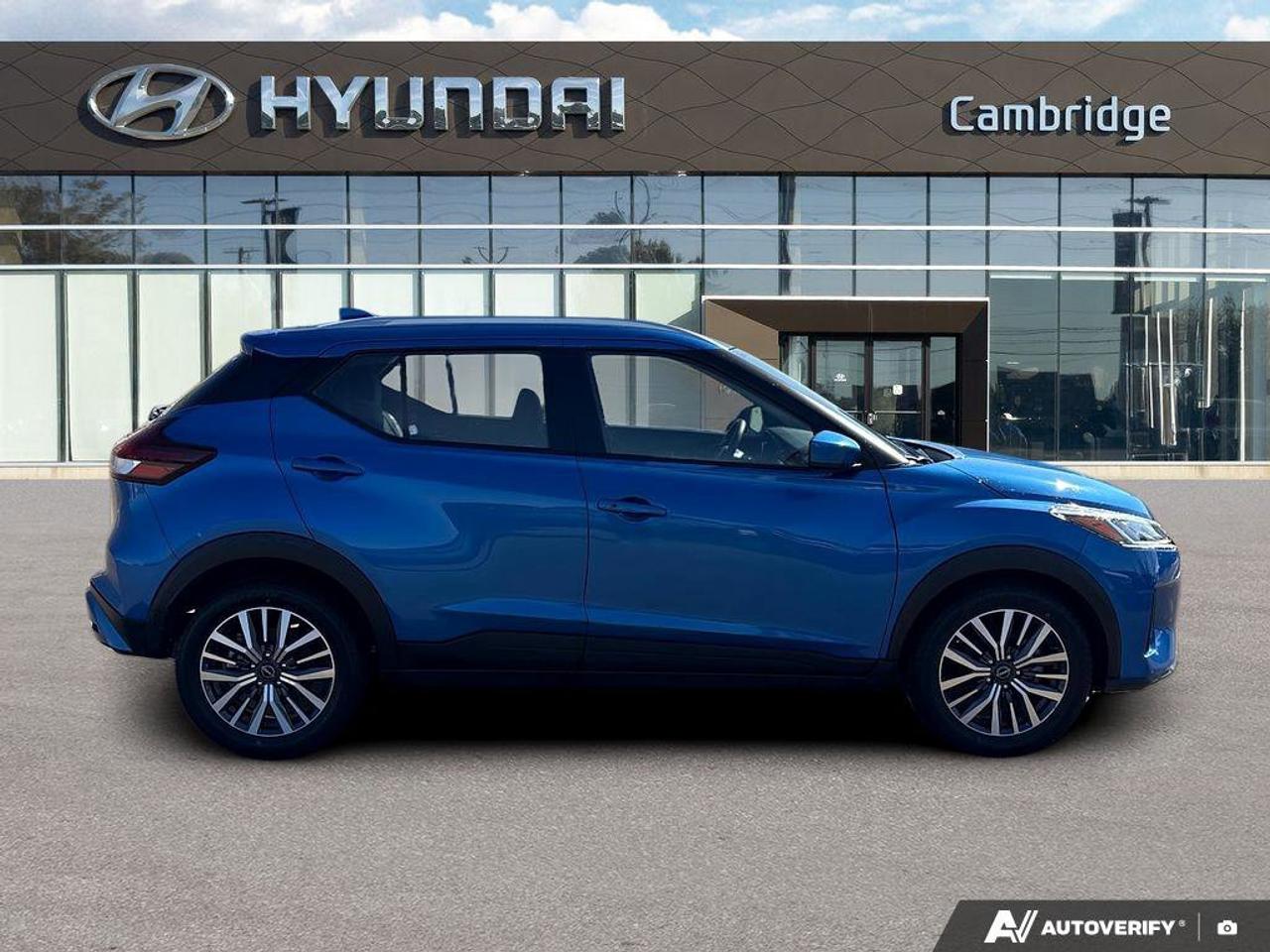 2024 Nissan Kicks SV   NO ACCIDENTS   ONE OWNER   SOLD! Photo