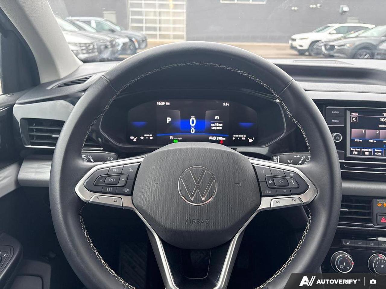 2024 Volkswagen Taos Trendline   CLEAN CARFAX   HEATED SEATS AND STEERI Photo