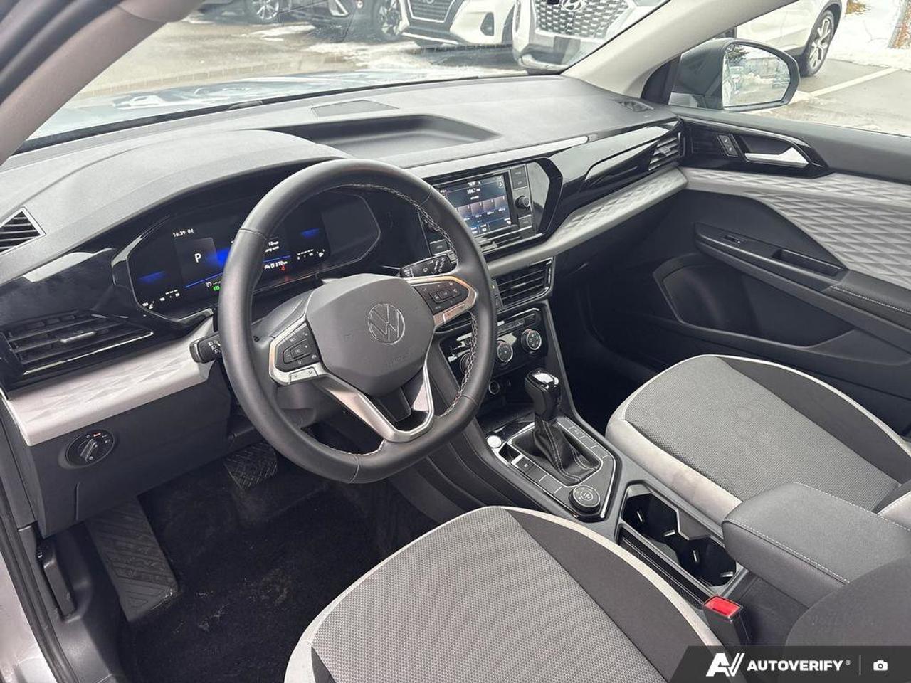 2024 Volkswagen Taos Trendline   CLEAN CARFAX   HEATED SEATS AND STEERI Photo