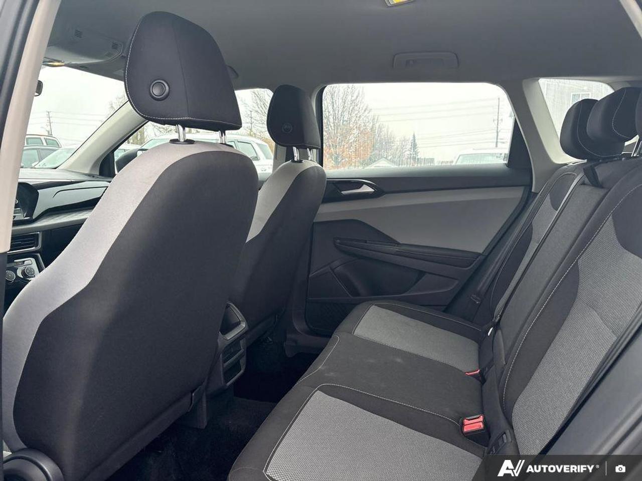 2024 Volkswagen Taos Trendline   CLEAN CARFAX   HEATED SEATS AND STEERI Photo