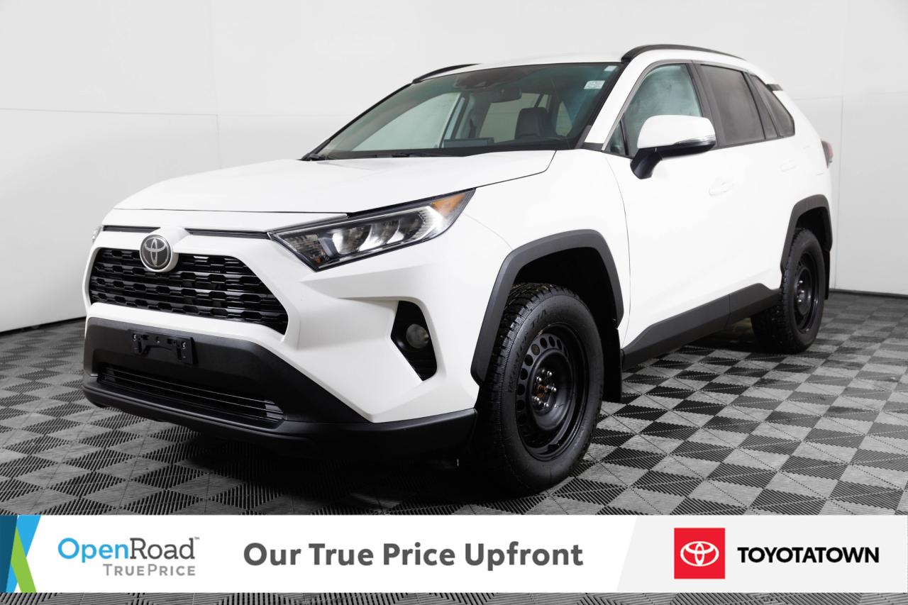 2019 Toyota RAV4 XLE PREMIUM! ACCIDENT FREE! LOW MILEAGE! Photo0