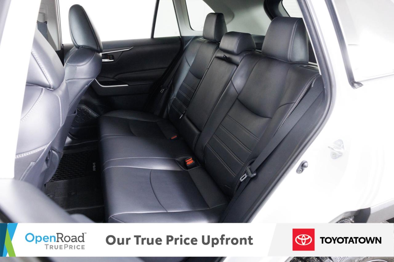 2019 Toyota RAV4 XLE PREMIUM! ACCIDENT FREE! LOW MILEAGE! Photo