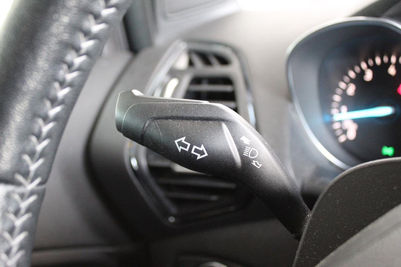 2019 Ford Escape Titanium, AWD, Certified, Fully loaded Photo