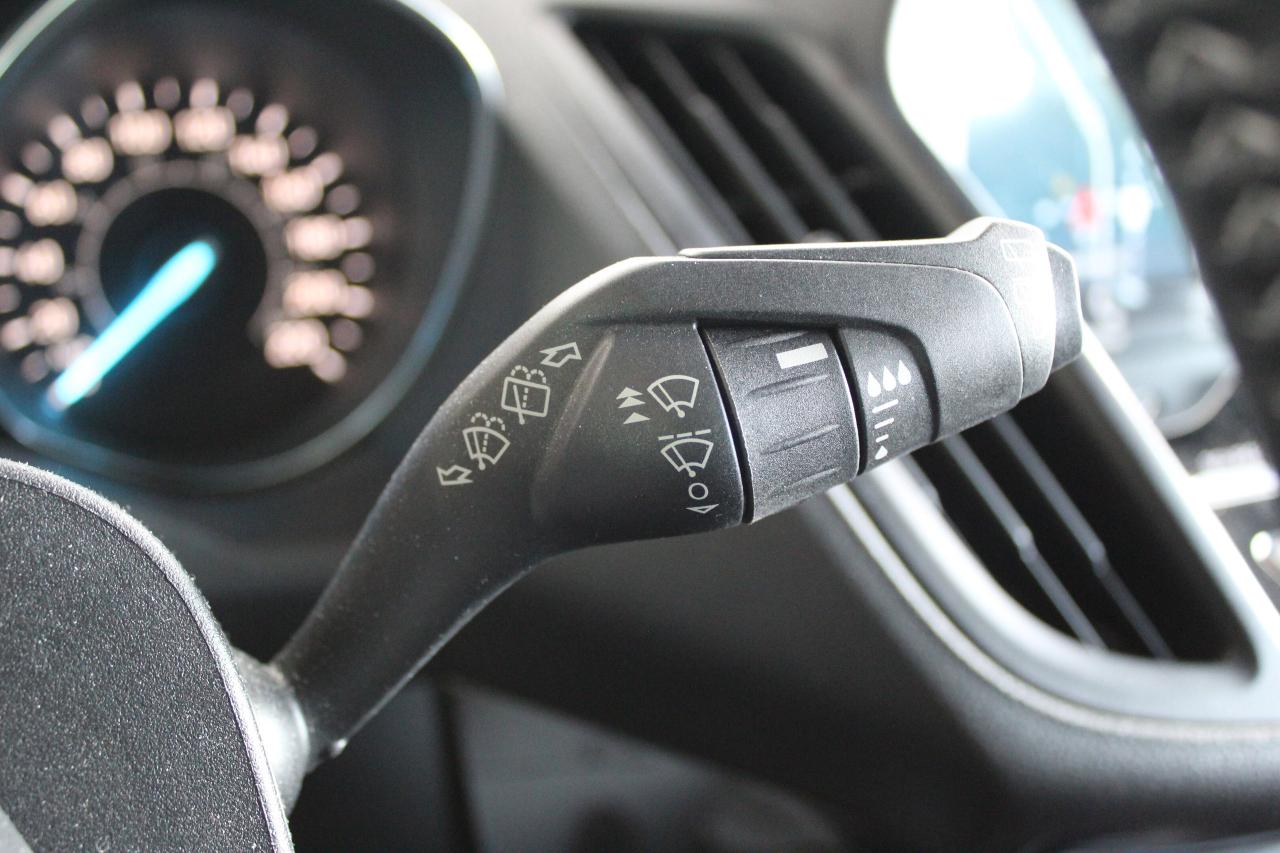 2019 Ford Escape Titanium, AWD, Certified, Fully loaded Photo