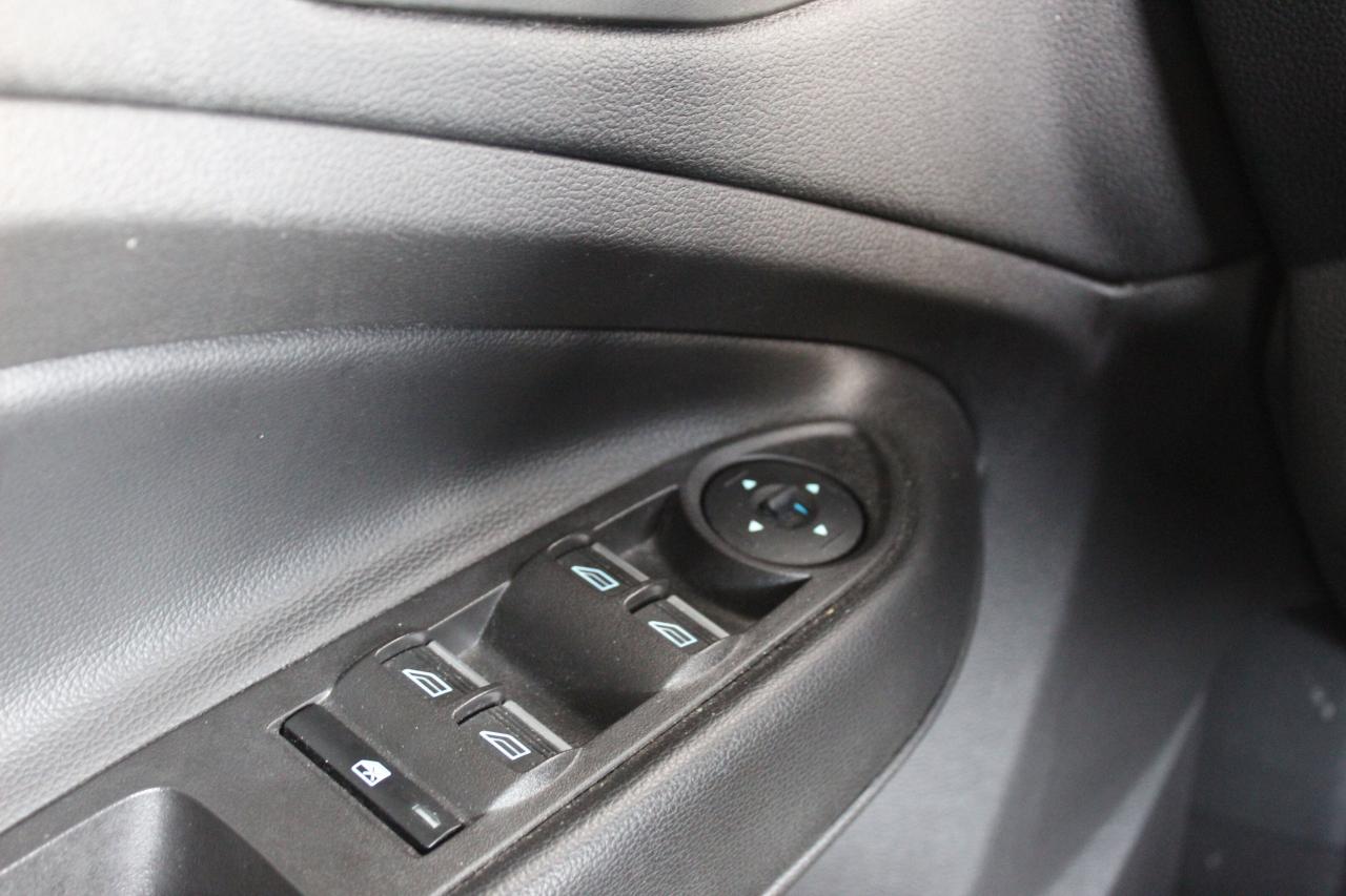 2019 Ford Escape Titanium, AWD, Certified, Fully loaded Photo