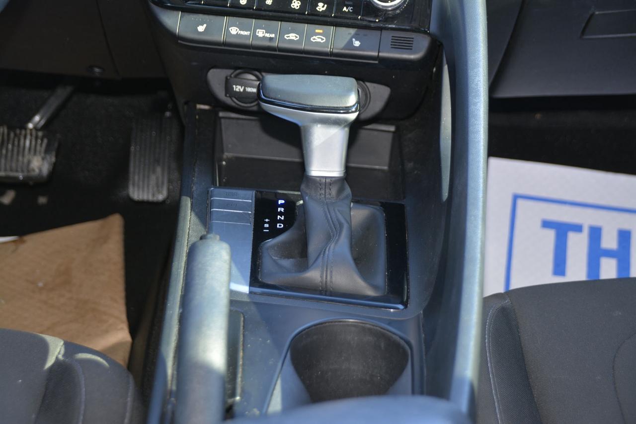 2021 Hyundai Elantra Preferred Photo