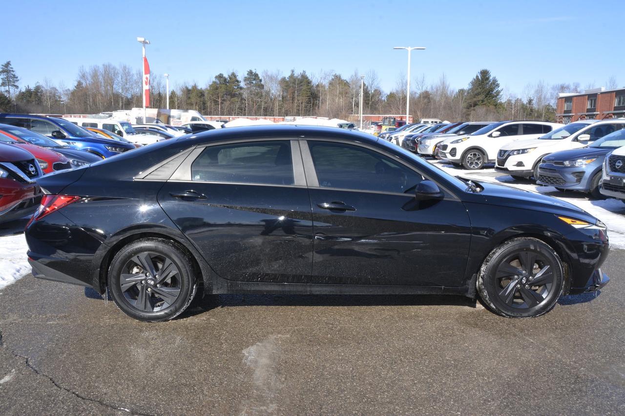 2021 Hyundai Elantra Preferred Photo