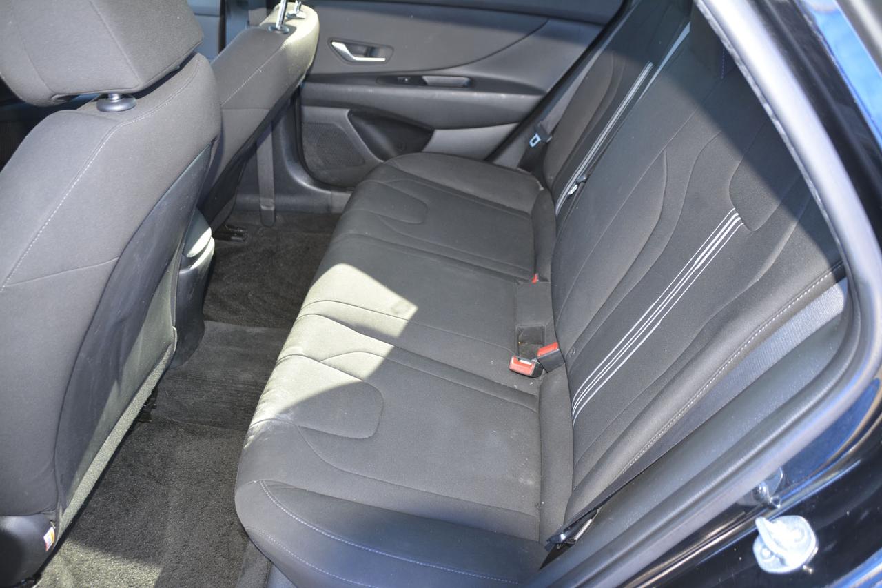 2021 Hyundai Elantra Preferred Photo