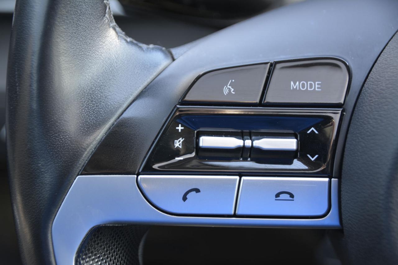 2021 Hyundai Elantra Preferred Photo