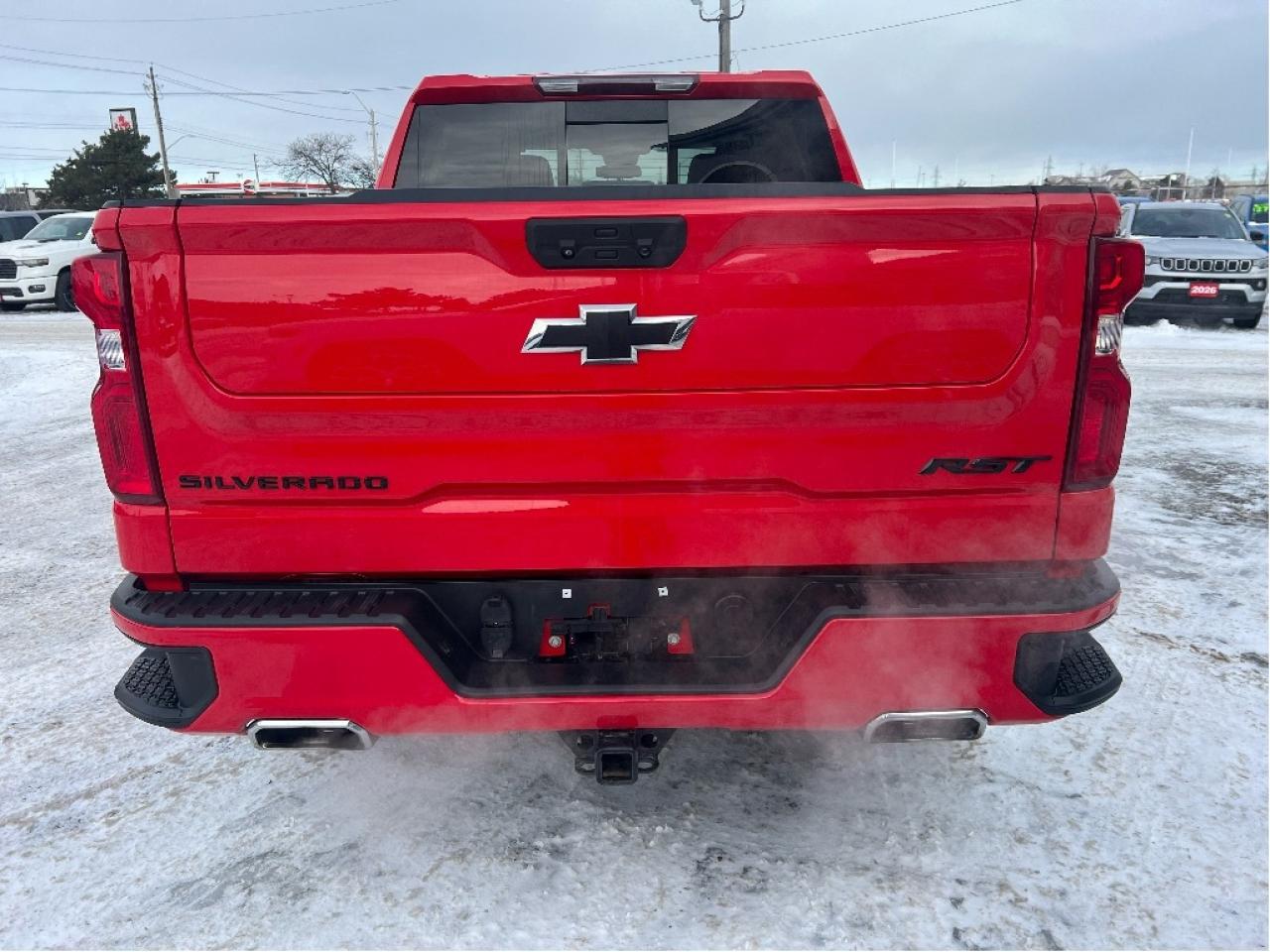 2023 Chevrolet Silverado 1500 RST Crew 5.3L V8 4x4 *LTHR *SUN *Z71 *LOW KMS Photo