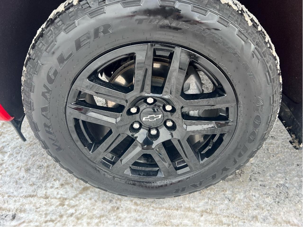 2023 Chevrolet Silverado 1500 RST Crew 5.3L V8 4x4 *LTHR *SUN *Z71 *LOW KMS Photo