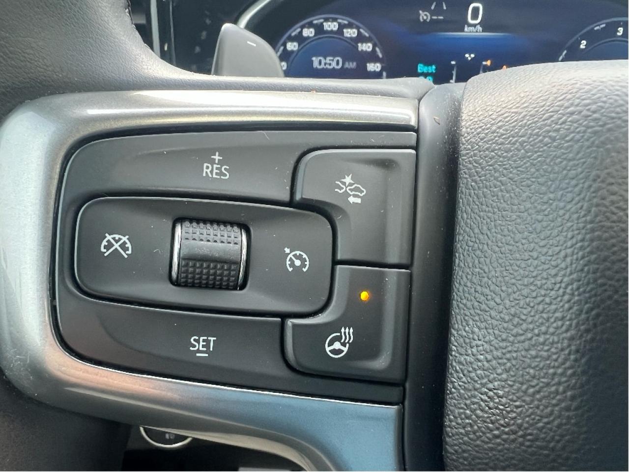 2023 Chevrolet Silverado 1500 RST Crew 5.3L V8 4x4 *LTHR *SUN *Z71 *LOW KMS Photo