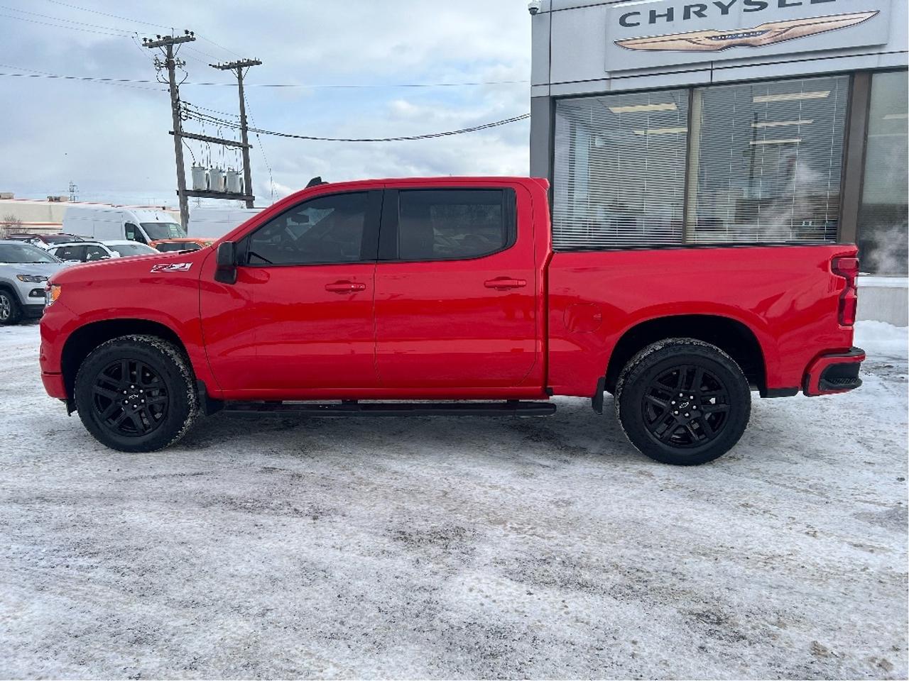 2023 Chevrolet Silverado 1500 RST Crew 5.3L V8 4x4 *LTHR *SUN *Z71 *LOW KMS Photo