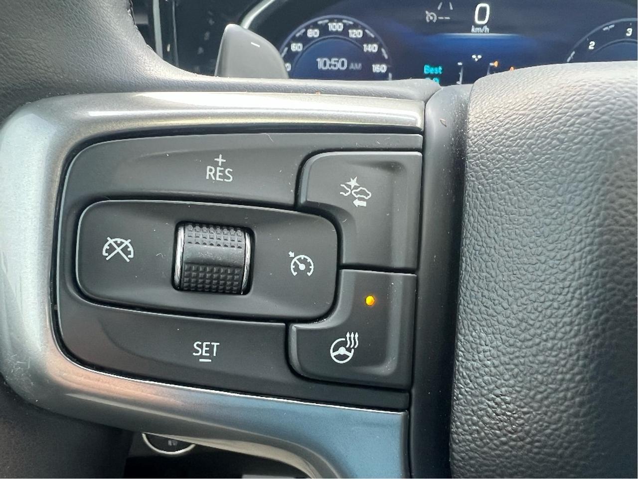 2023 Chevrolet Silverado 1500 RST Crew 5.3L V8 4x4 *LTHR *SUN *Z71 *LOW KMS Photo