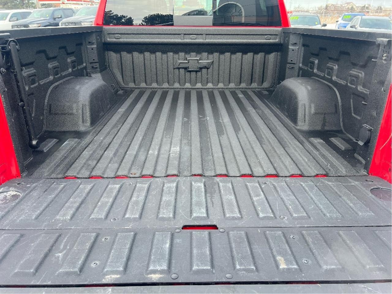 2023 Chevrolet Silverado 1500 RST Crew 5.3L V8 4x4 *LTHR *SUN *Z71 *LOW KMS Photo