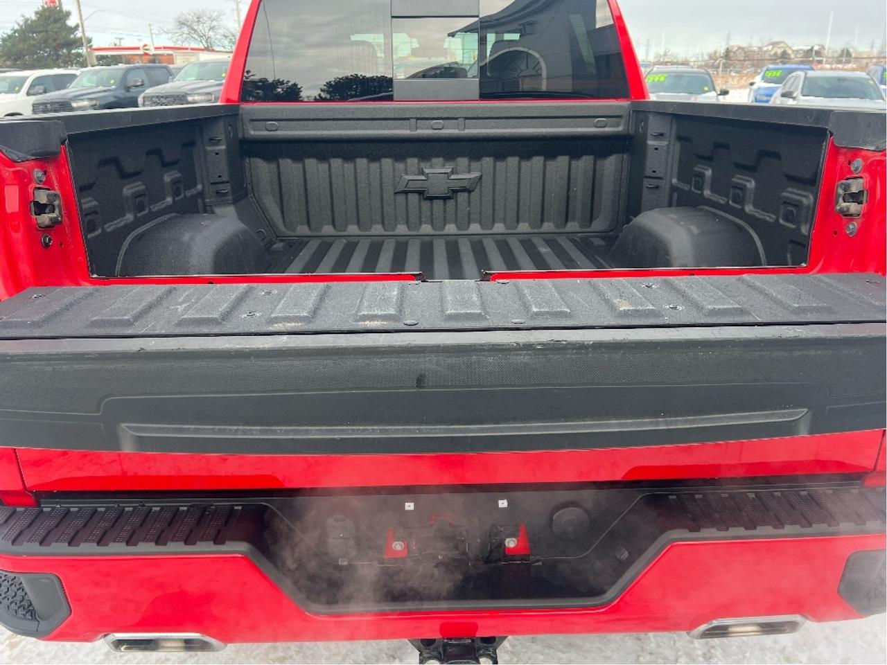 2023 Chevrolet Silverado 1500 RST Crew 5.3L V8 4x4 *LTHR *SUN *Z71 *LOW KMS Photo